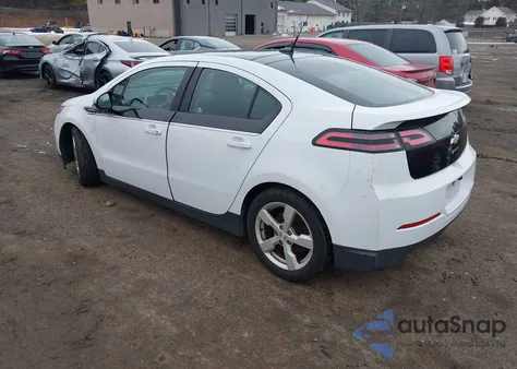 2012 Chevrolet Volt z USA, uszkodzony, nr VIN 1G1RA6E46CU112052